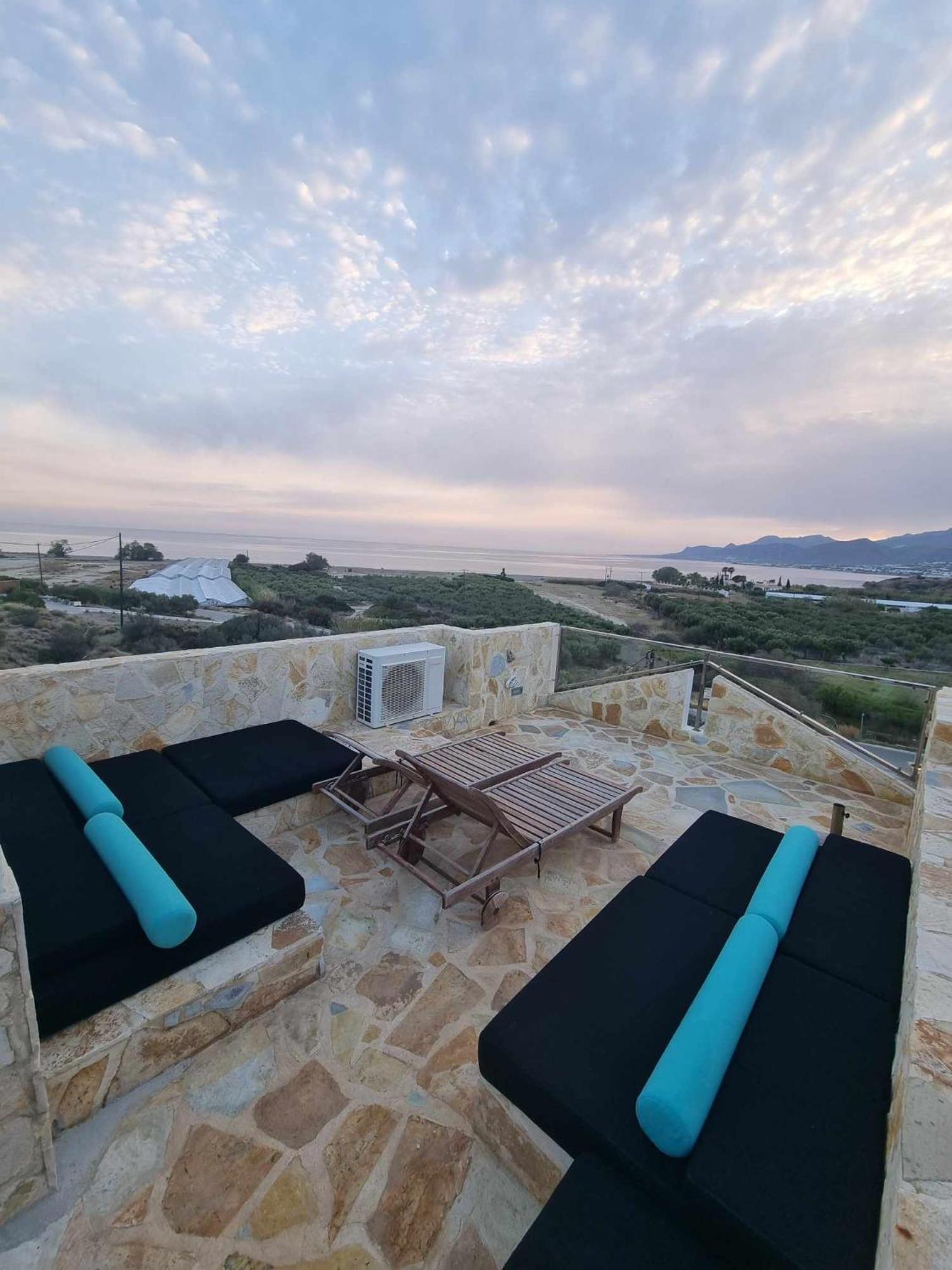 Luxury House Makry Gialos 300m To The 7 Pers בית נופש *