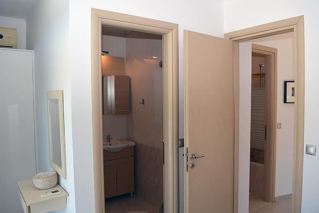 Luxury House Makry Gialos 300m To The 7 Pers בית נופש Makrýgialos