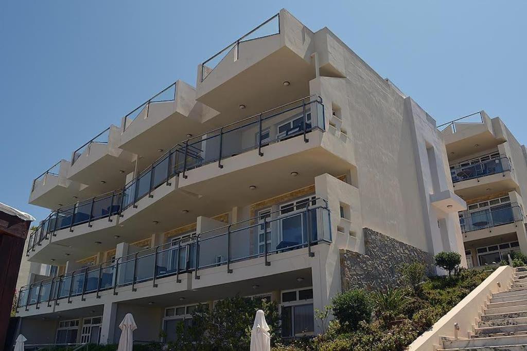 Luxury House Makry Gialos 300m To The 7 Pers Makrýgialos