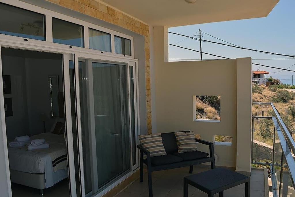 Luxury House Makry Gialos 300m To The 7 Pers Makrýgialos