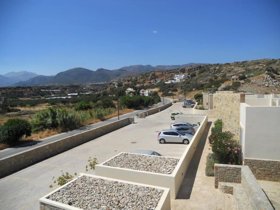Luxury House Makry Gialos 300m To The 7 Pers