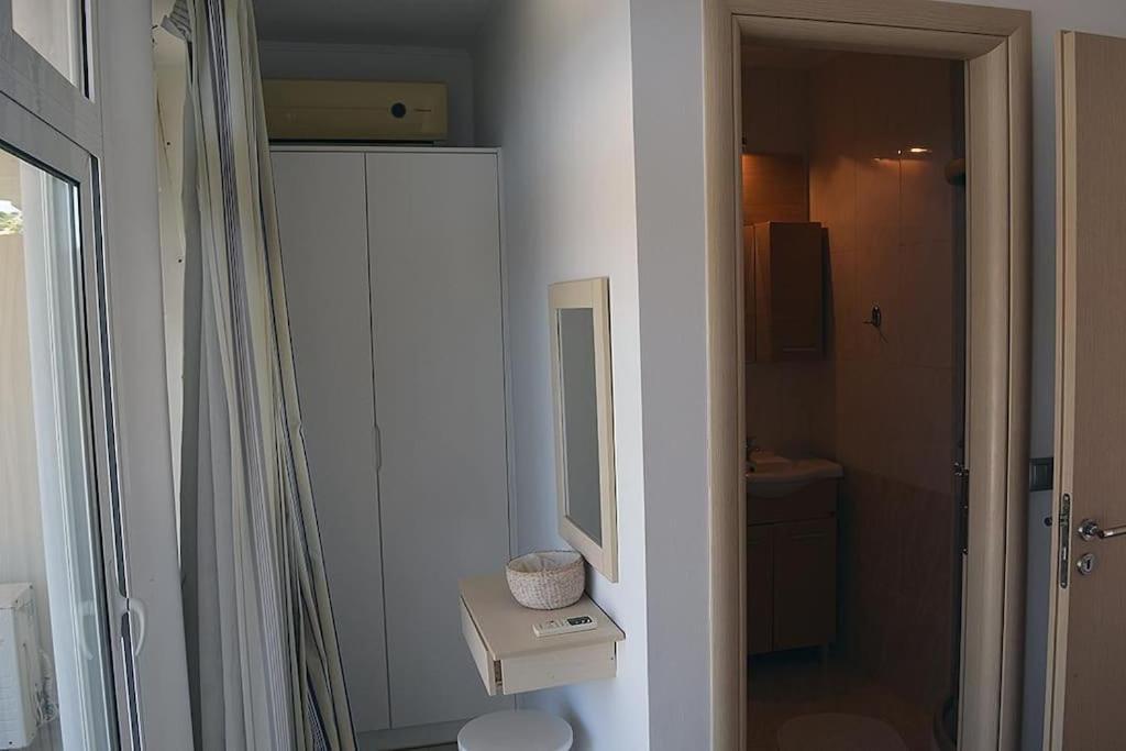 Luxury House Makry Gialos 300m To The 7 Pers Tatil Evi